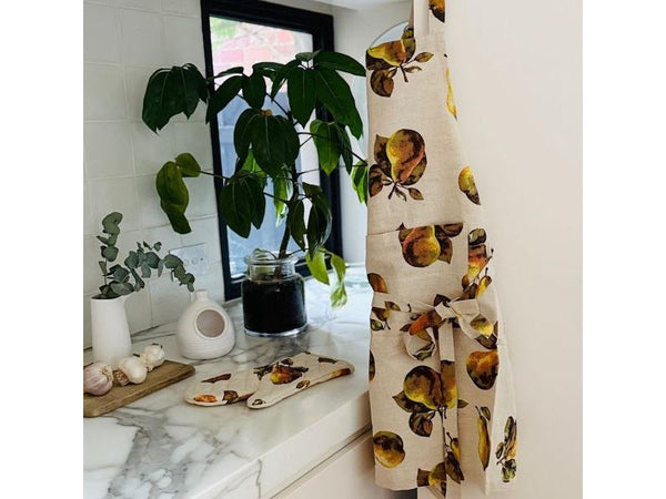 Como Apron - Pears
